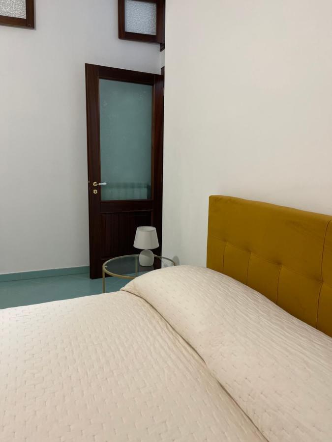 Seaview Apartments Furore Luaran gambar