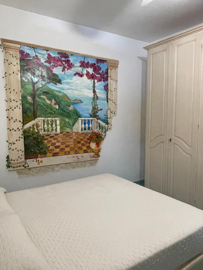 Seaview Apartments Furore Luaran gambar